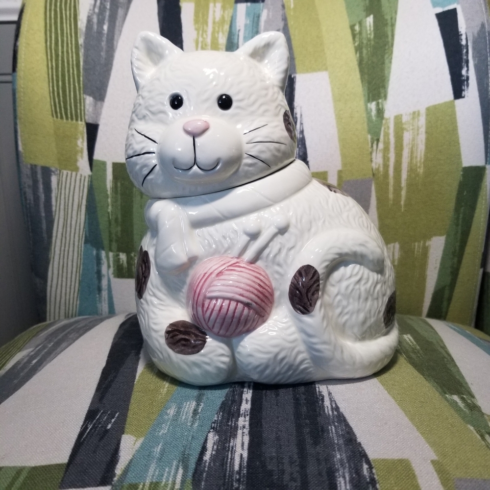 Spotty The Cat Ceramic Cookie Jar Kitten With Yarn Ball Canister Cottage Core